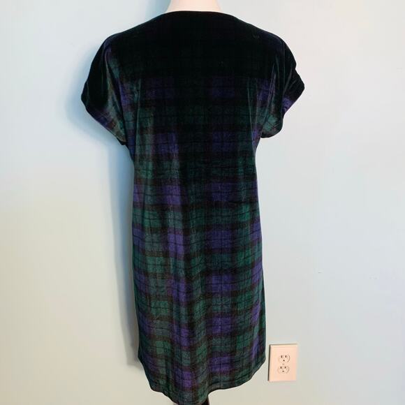 Vineyard Vines Blackwatch Velvet V-Neck Dress Size XS - Picture 6 of 10